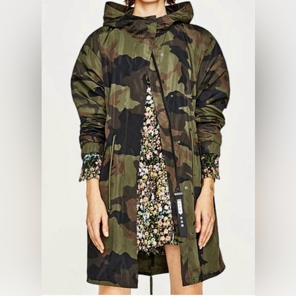 Zara Camo Print Hooded Parka Raincoat Windbreaker Jacket Size XS